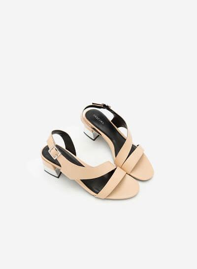 Giày Sandal Gót Vuông Quai Lượn Chéo - Màu Be - SDN 0608