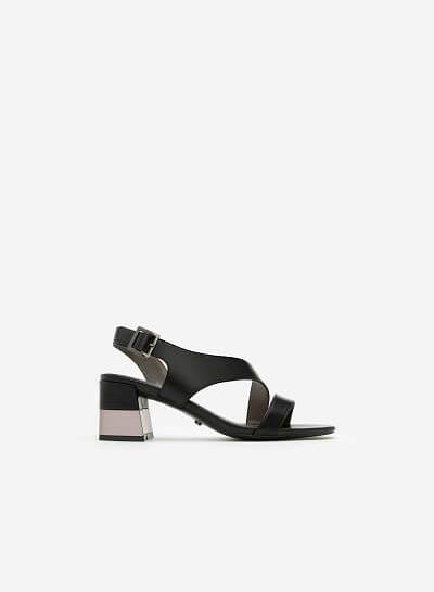 Giày Sandal Gót Vuông Quai Lượn Chéo - Màu Đen - SDN 0608