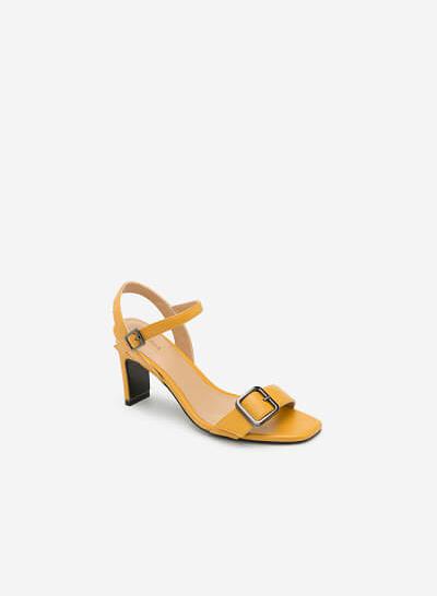 GIày Sandal Cao Gót Đính Khóa - SDN 0617 - Màu Vàng