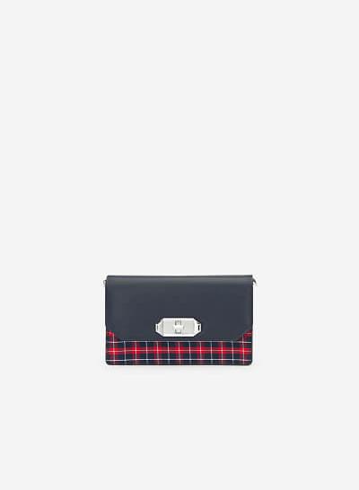 Túi Đeo Chéo Phối Họa Tiết Caro - SHO 0139 - Màu Xanh Navy