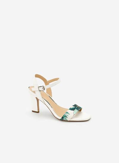 Giày Sandal Họa Tiết Nhiệt Đới - SDN 0631 - Màu Trắng