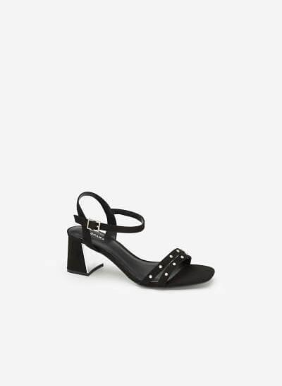 Giày Sandal Phối Đinh Tán - SDN 0636 - Màu Đen