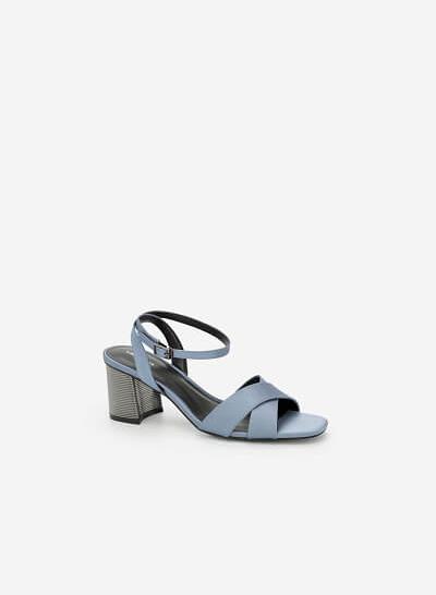 Giày Sandal Gót Metallic Phối Vải Satin - SDN 0641 - Màu Xanh Da Trời