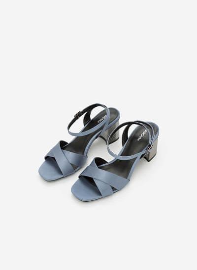 Giày Sandal Gót Metallic Phối Vải Satin - SDN 0641 - Màu Xanh Da Trời - VASCARA