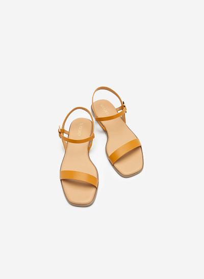 Giày Sandal Phối Khóa Tròn - SDK 0311 - Màu Vàng - VASCARA