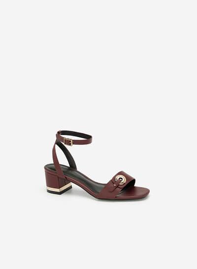 Giày Sandal Cao Gót Quai Cài Khuy Tròn Cẩm Thạch - SDN 0649 - Màu Đỏ Đậm