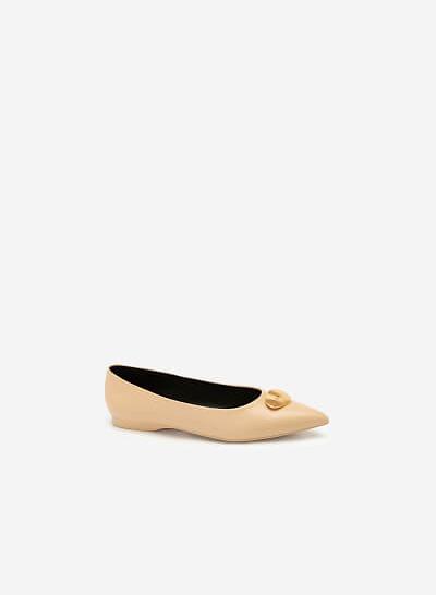 Giày Búp Bê Đính Trang Trí Khóa Kim Loại - GBB 0416 - Màu Be