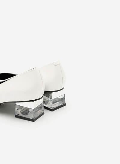 Giày Bít Vân Da Gót Metallic Crystal - BMN 0395 - Màu Trắng - VASCARA