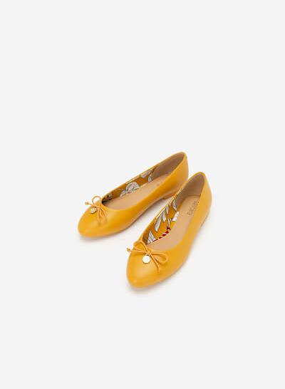Giày Búp Bê Đính Nơ Phối Họa Tiết Nhiệt Đới - GBB 0417 - Màu Vàng - VASCARA