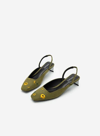 Giày slingback thêu hoa cúc - BMN 0453 - Màu xanh lá - VASCARA