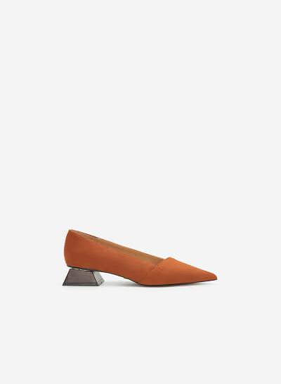 Giày Bít Mũi Nhọn Nubuck Gót Trụ Tứ Giác - BMN 0441 - Màu Nâu
