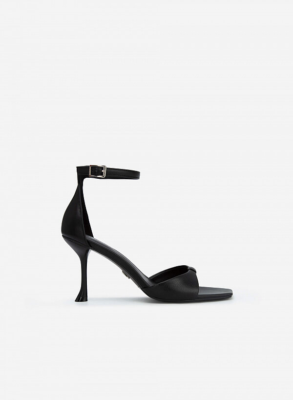 Giày ankle strap quai nơ spool heels