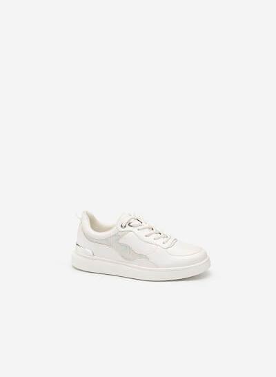 Giày sneaker gót đính metallic phối da hologram - SNK 0038 - Màu trắng