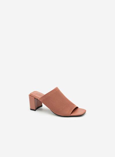 Guốc mule vải knit wide-strap - GNN 0155 - Màu hồng nhạt - VASCARA
