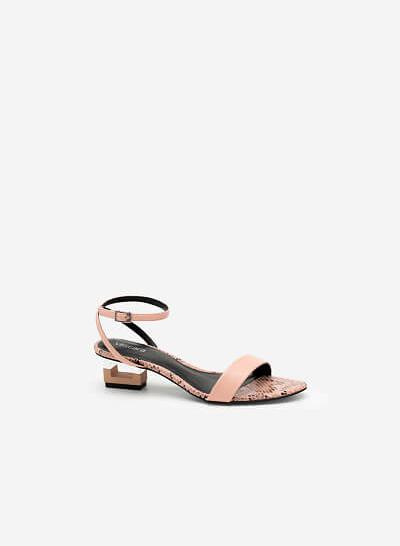 Giày sandal gót hình khối đa giác phối da rắn - SDN 0685 - Màu hồng đậm - VASCARA