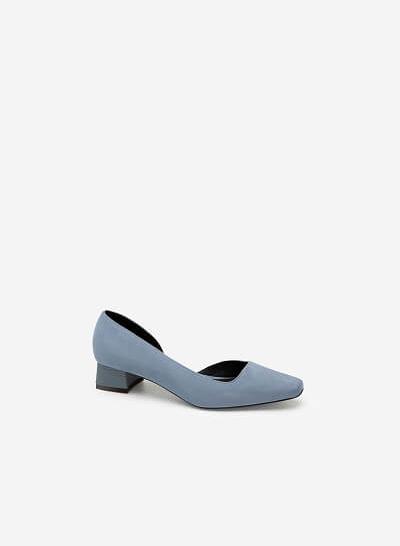 Giày Bít Mũi Cut - Out Da Nubuck Gót Trụ Cách Điệu - BMN 0484 - Màu Xanh Da Trời