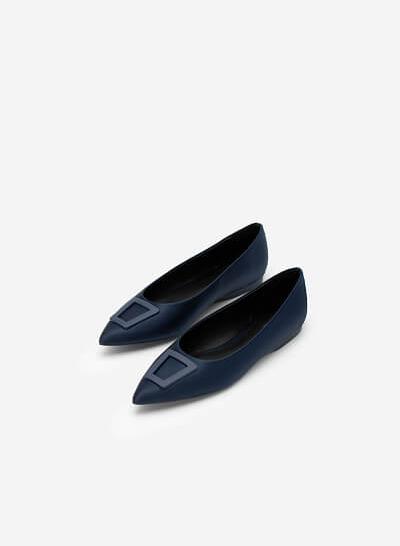 Giày Mũi Nhọn Satin Trang Trí Khóa Cài Trapezium - GBB 0420 - Màu Xanh Navy - VASCARA
