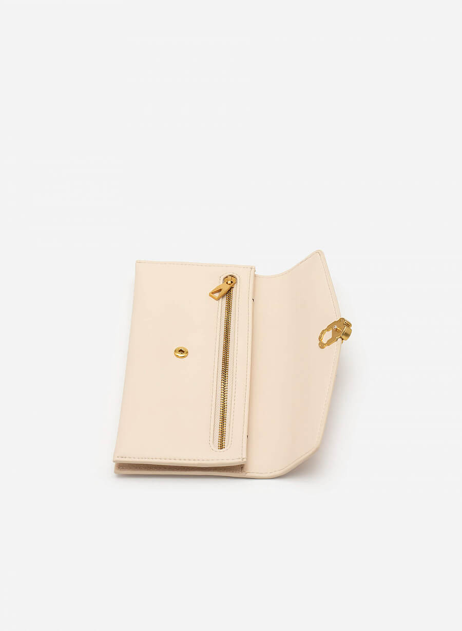 Ví dự tiệc envelope vân cá sấu khóa cài metallic - WAL 0208 - Màu kem - vascara.com
