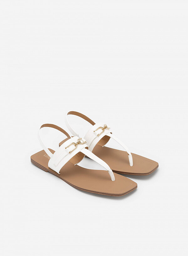 Giày sandal t-strap quai phối xích mũi vuông - SDK 0326 - Màu trắng - VASCARA