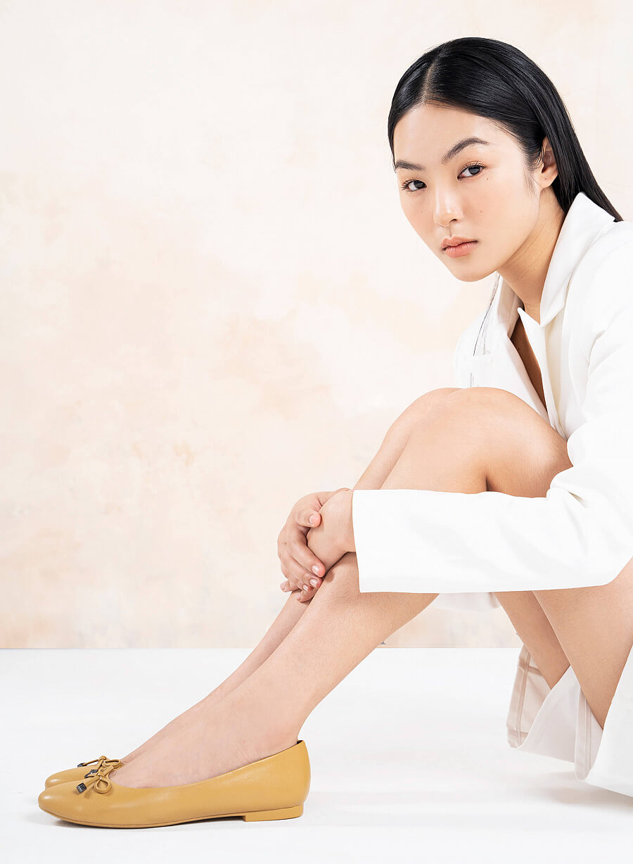 Giày Búp Bê Phối Nơ Vân Da Kỳ Đà - GBB 0424 - Màu Vàng Đậm - VASCARA