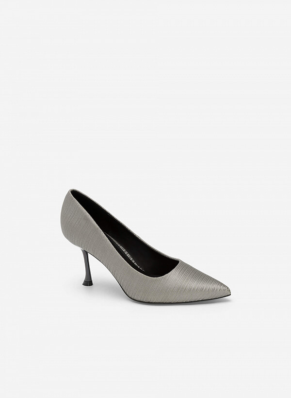 Giày Bít Mũi Nhọn Crinkle Satin Phối Metallic Spool Heel - BMN 0521 - Màu Xám - VASCARA