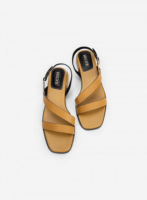 Giày Sandal Vân Da Kỳ Đà Gót Trụ Viền Metallic - SDK 0323 - Màu Vàng Đậm - VASCARA