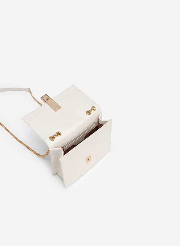 Túi đeo chéo quai xích khóa marble viền gold - SHO 0196 - Màu kem - VASCARA