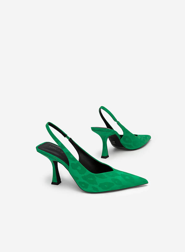 Giày Slingback Bít Mũi Nhọn Phối Vải Họa Tiết - BMN 0558 - Màu Xanh Lá - VASCARA