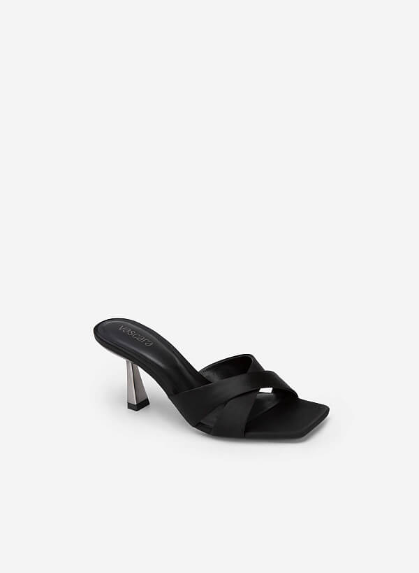 Guốc satin quai đan chéo spool heel