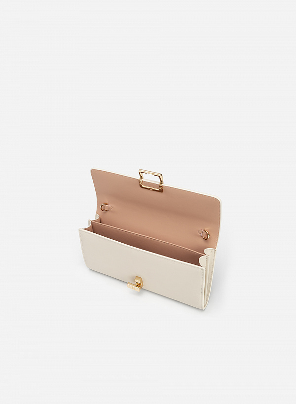 Ví leather clutch khóa cài golden square - CLU 0106 - Màu kem - VASCARA