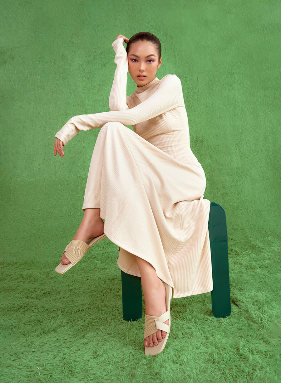 Dép quai ngang đan chéo phối vải knit - DXP 0175 - Màu kem - vascara.com