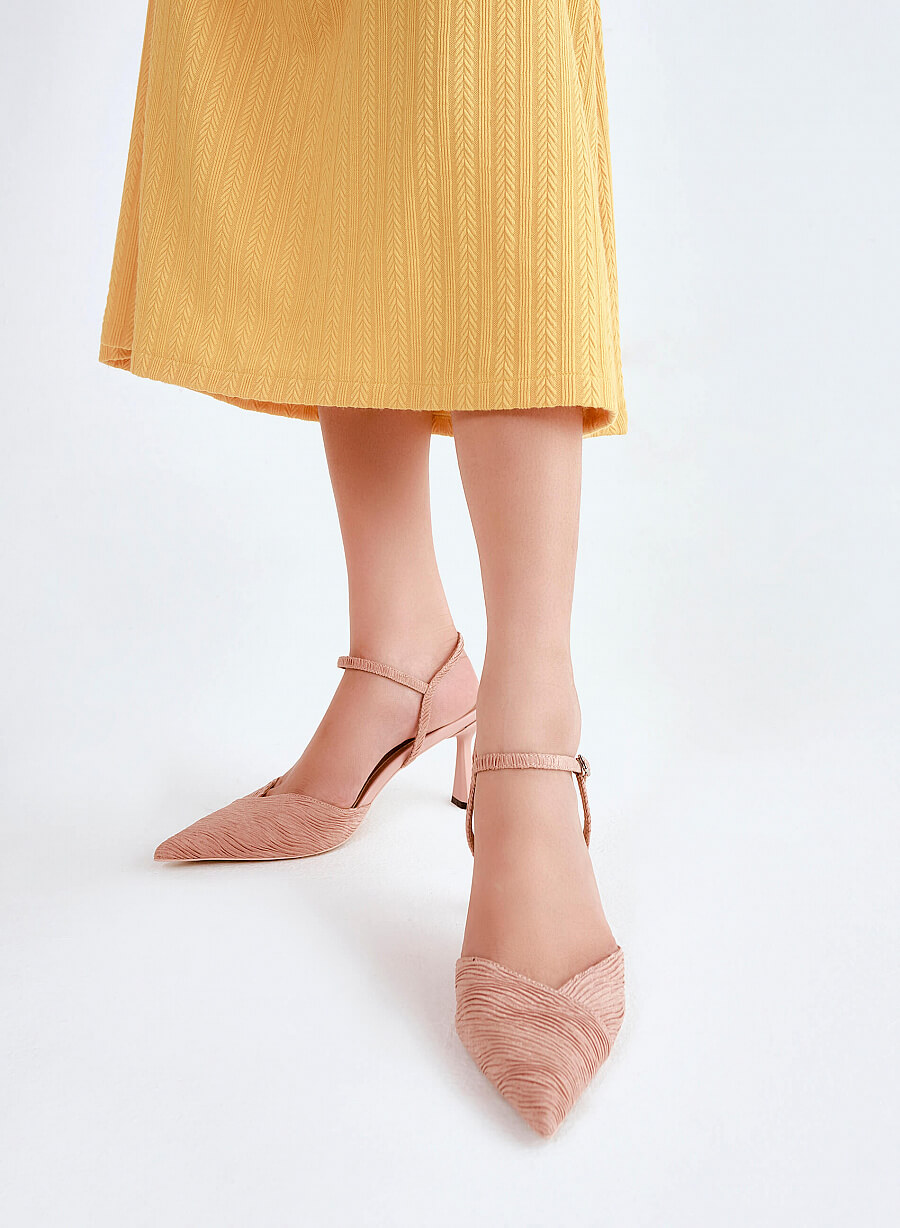 Giày bít mũi nhọn phối vải xếp ly spool heel - BMN 0549 - Màu hồng - vascara.com