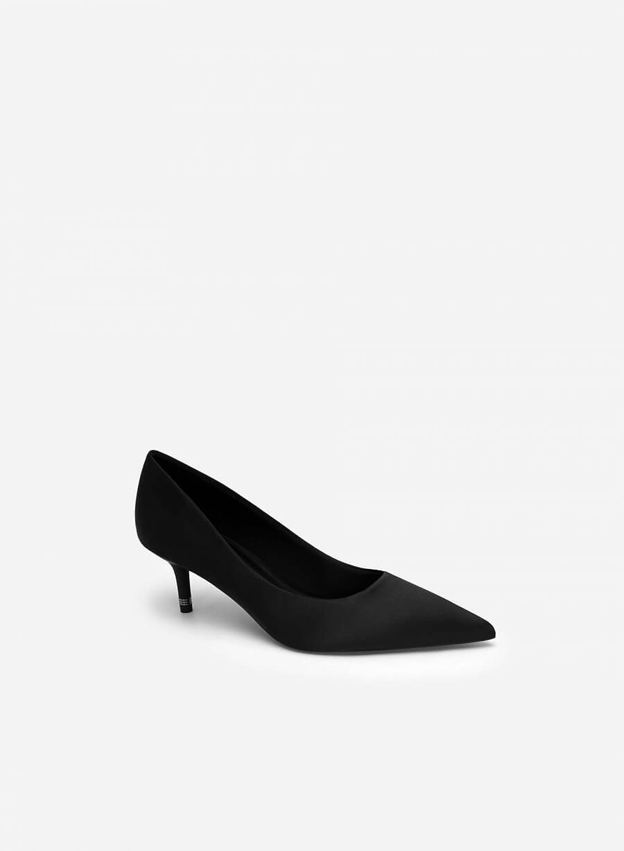 Giày Cao Gót Bít Mũi Nhọn Satin Gót Trang Trí Kim Loại - BMN 0536 - Màu Đen - vascara.com