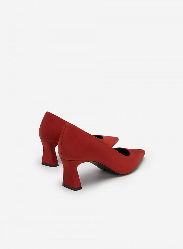 Giày Bít Mũi Nhọn Nubuck Spool Block Heel - BMN 0542 - Màu Đỏ Đậm - VASCARA