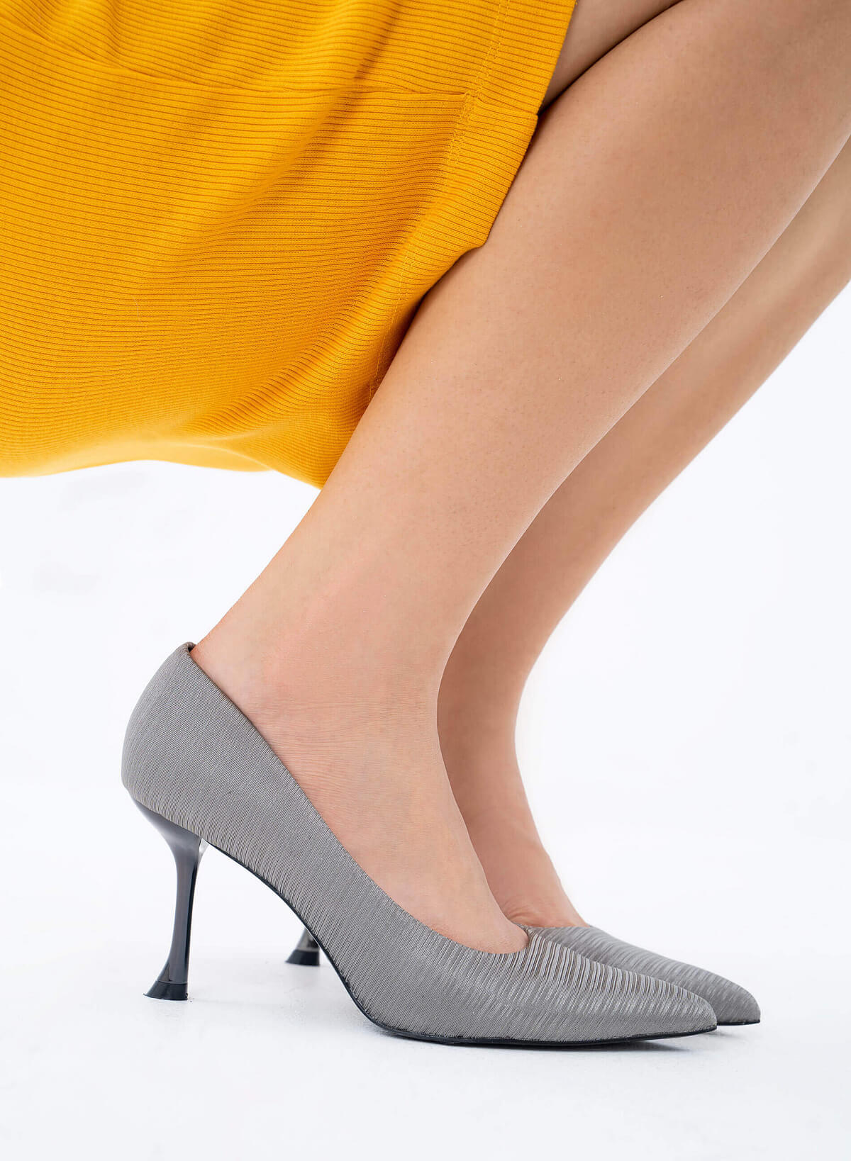 Metallic Spool Heel Crinkle Satin Pumps - HIG 0521 - Gray - vascara.com