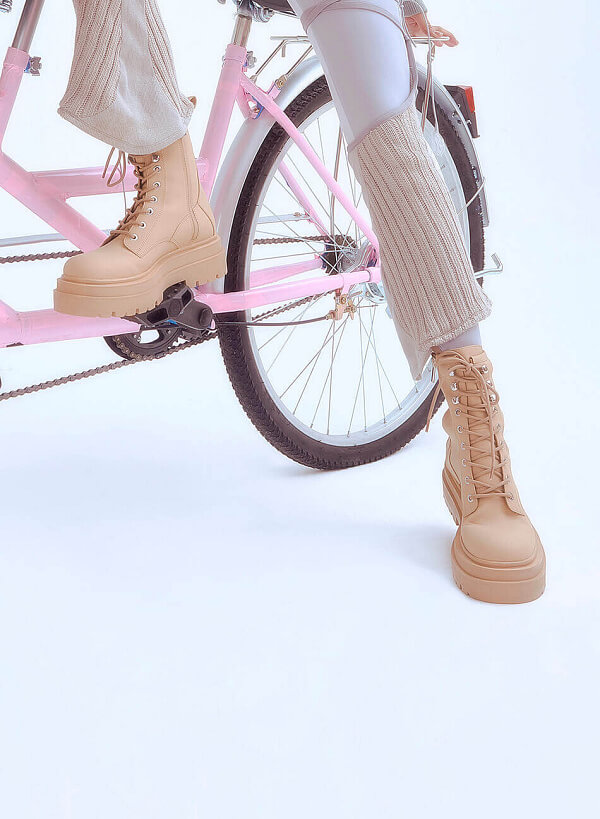 All-Day Comfort Combatハイネックブーツ - BOO 0915  - ベージュ - VASCARA