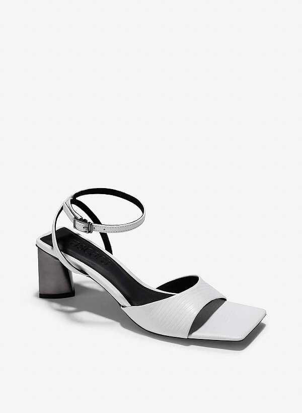 Giày sandal ankle strap nhấn gót hình khối hiệu ứng aluminium - SDN 0778 - Màu trắng - VASCARA