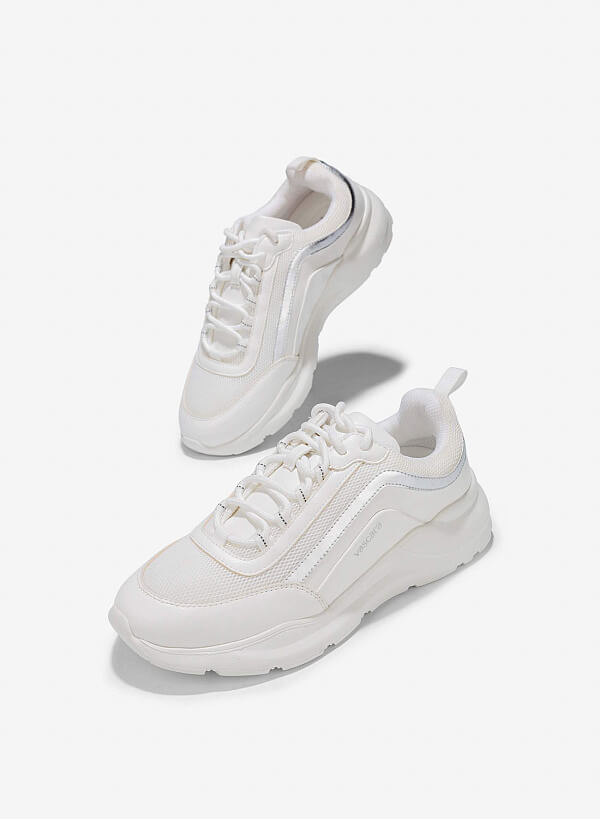 Giày sneaker vải mesh nhấn metallic - SNK 0066 - Màu trắng - VASCARA