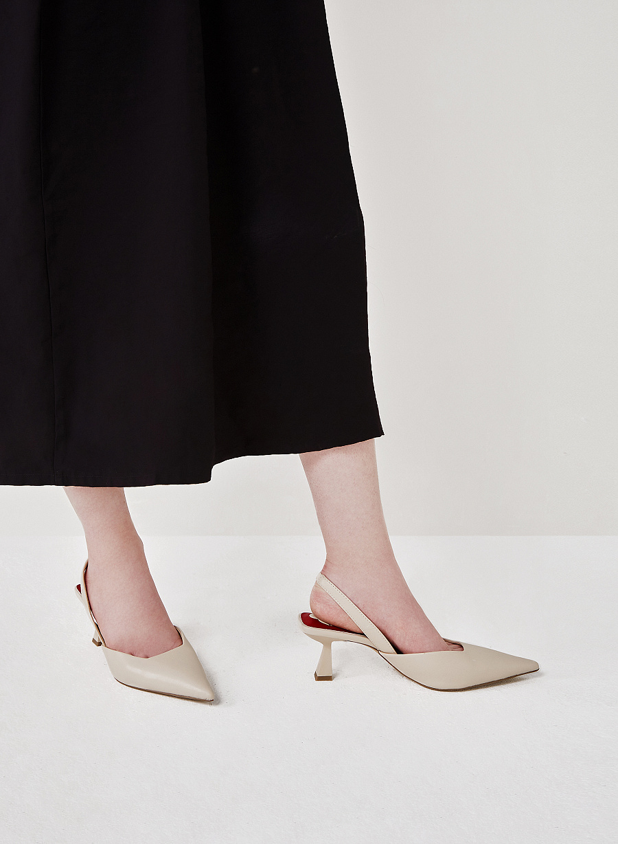 Giày Slingback Cao Gót Mũi Nhọn - Love Limited Edition - BMN 0590 - Màu Kem - vascara.com