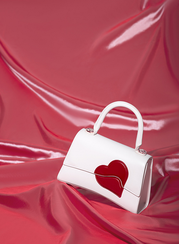 Túi Xách Kiểu Hình Học Họa Tiết Trái Tim - Valentine's Limited Edition - SAT 0318 - Màu Kem