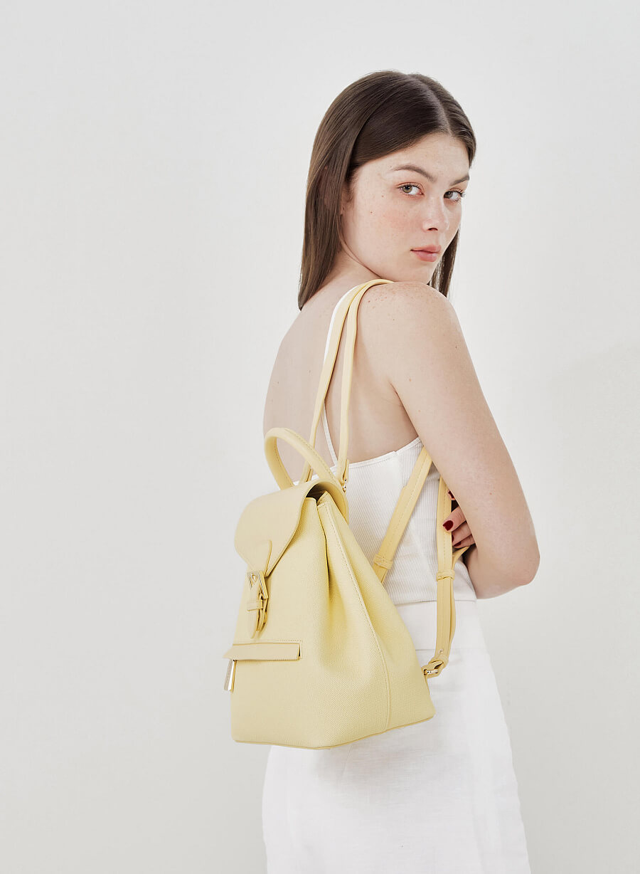 Balo Canvas Nắp Gập Phối Khóa Kim Loại - BAC 0178 - Màu Vàng Chanh - vascara.com