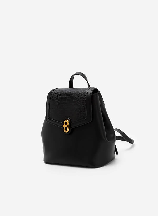 Gold Lock Lizard-Effect Flap Backpack - BAK 0176 - Black - VASCARA