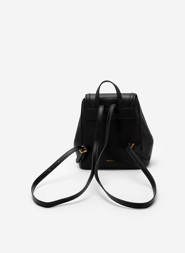 Gold Lock Lizard-Effect Flap Backpack - BAK 0176 - Black - VASCARA