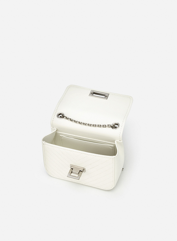 Túi đeo chéo nắp gập nhấn viền metallic - SHO 0222 - Màu trắng - VASCARA
