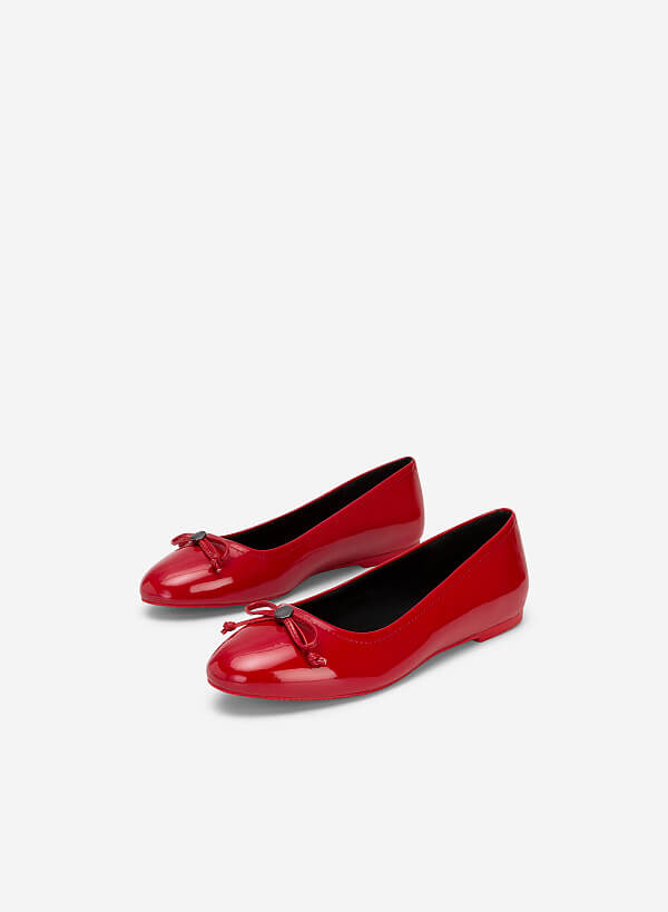 Metal Bow Tie Décor Round Toe Ballerinas - SLI 0427 - Red - VASCARA