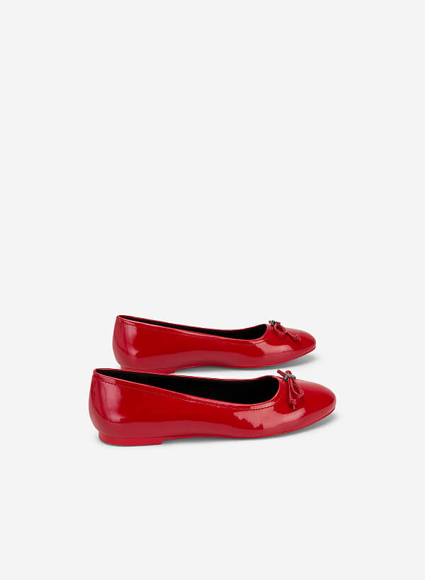 Metal Bow Tie Décor Round Toe Ballerinas - SLI 0427 - Red - VASCARA
