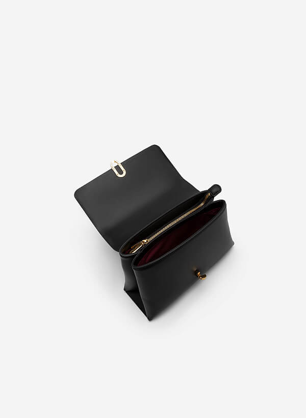 Metal Décor Locker Handbag - SAC 0309 - Black - VASCARA