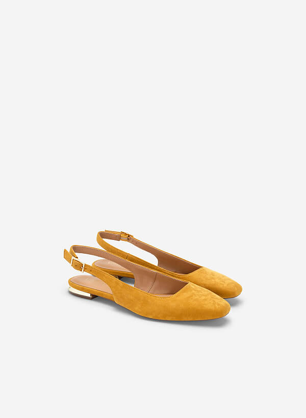 Giày slingback microfiber nhấn gót si - BMN 0572 - Màu vàng - VASCARA
