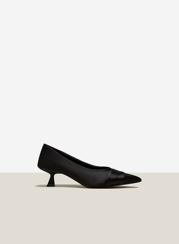 Giày spool heel satin nhấn mũi xếp ly - BMN 0604 - Màu đen