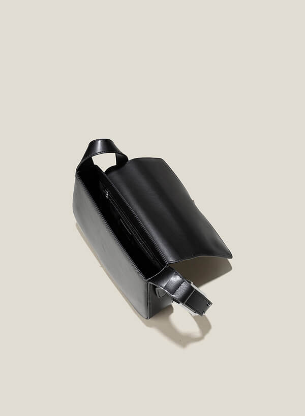 Túi đeo vai leather nhấn khóa gài kim loại - SHO 0242 - Màu đen - VASCARA